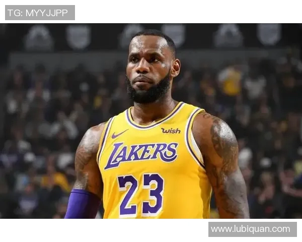 詹姆斯全场精彩表现回顾打破纪录瞬间引爆全场高潮